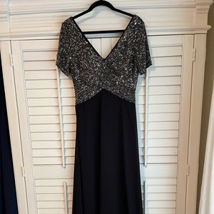 Beautiful gown. Very elegant.